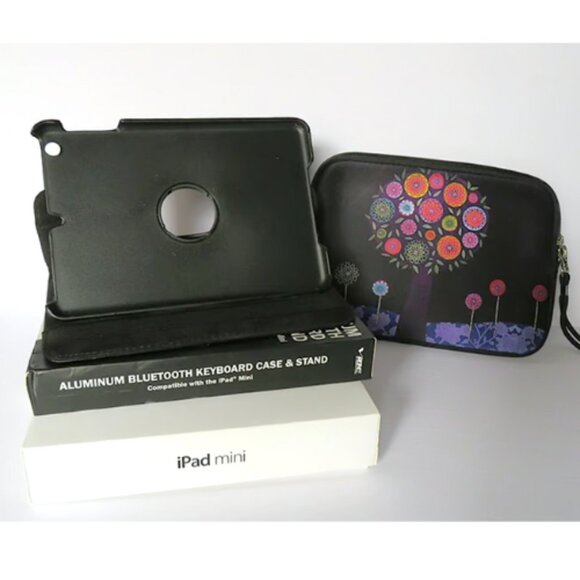 APPLE iPAD MINI 16GB A1432 W/SOFT & HARD CASE BLUETOOTH KEYBOARD BOX BUNDLE + - Picture 1 of 7